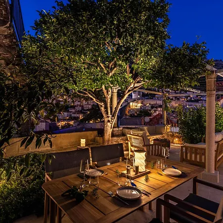 Tatil Evi Nerolika - Magnificent Terrace House By Irundo *