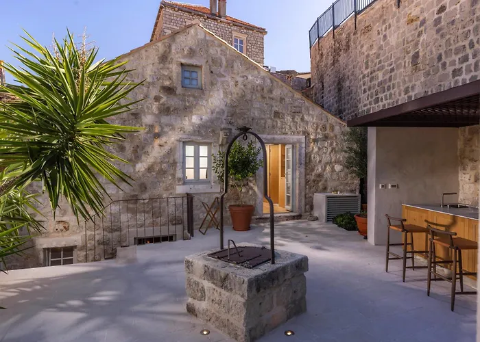 度假居 Nerolika - Magnificent Terrace House By Irundo